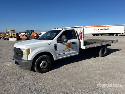 2017 Ford F-350 XL 4x2 Camión Caja Abierta