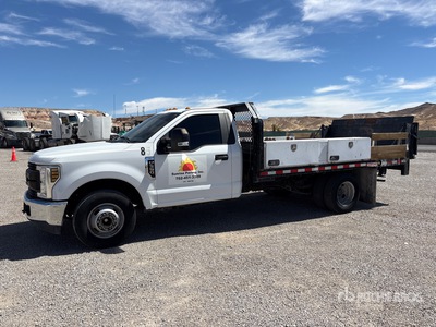 2019 Ford F-350 XL 4x2 Flatbed Truck