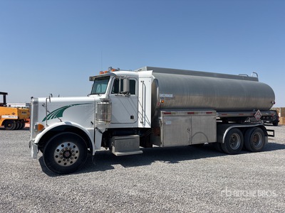 1999 Peterbilt 379 6x4 Camion citerne à eau