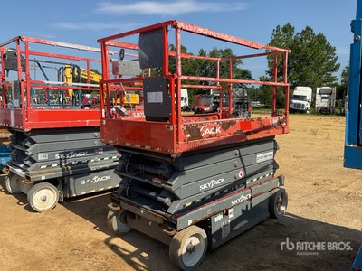 2016 Skyjack 4632 Electric Scissor Lift