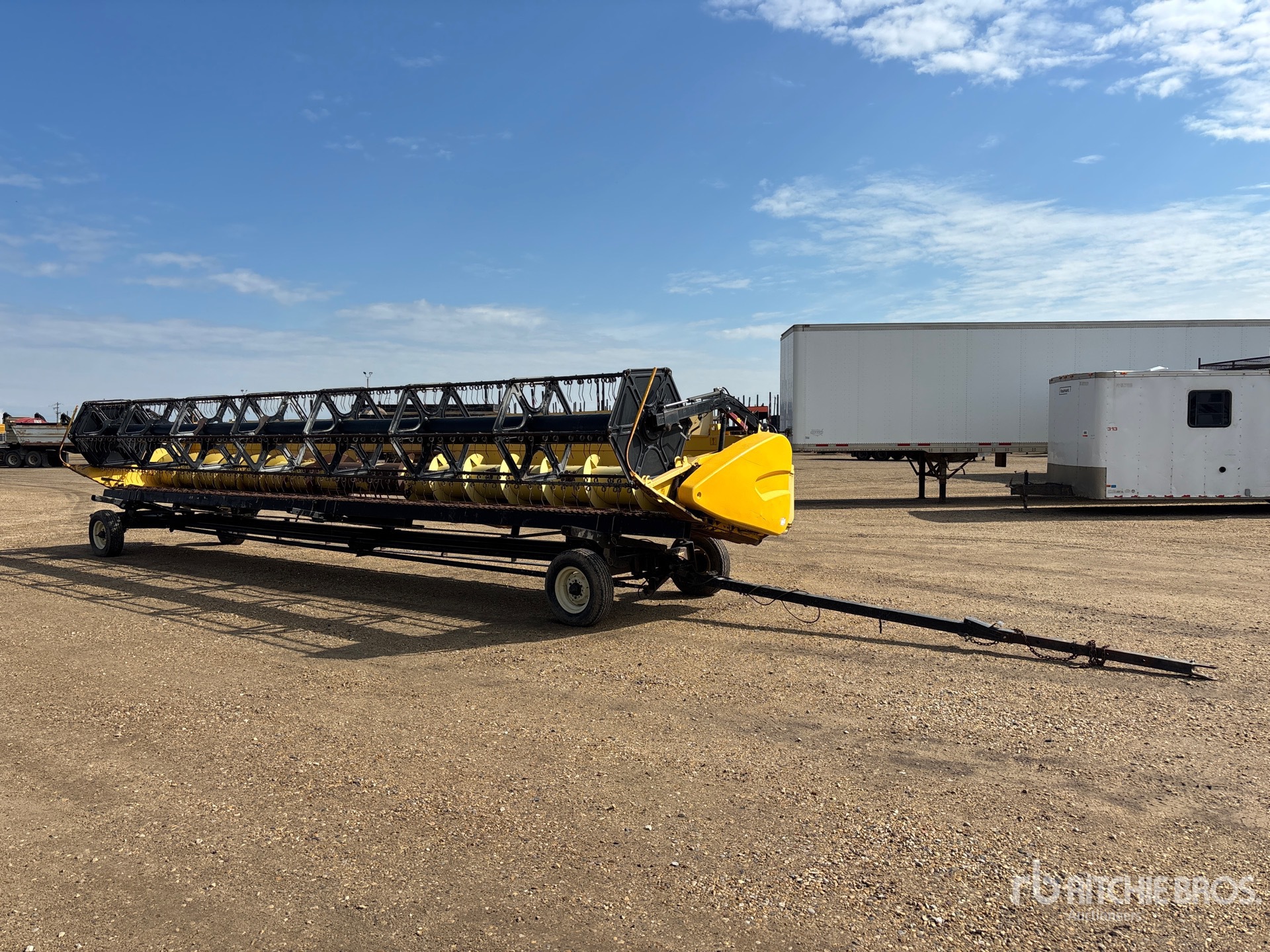 2013 New Holland 35 G 35 ft Combine Header