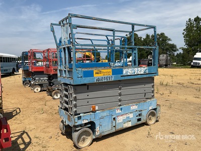 2016 Genie GS3232 Electric Podnośnik nożycowy