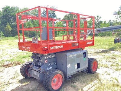 Skyjack 6826RT 4x4 Diesel Scissor Lift