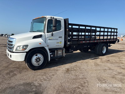 2018 Hino 268 4x2 Flatbed Truck