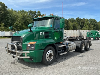 2022 Mack Anthem AN64T T/A Day Cab Truck Tractor