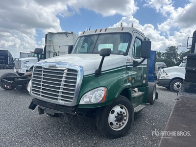 2016 Freightliner Cascadia 125 4x2 S/A Dagcabine Trekker (Inoperable)
