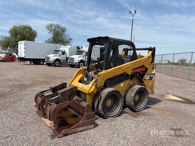2014 Cat 242D Minicargadora