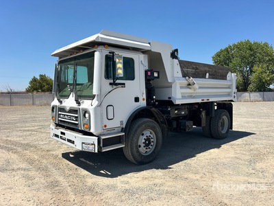 2014 Mack MRU600 4x2 Tipper Truck