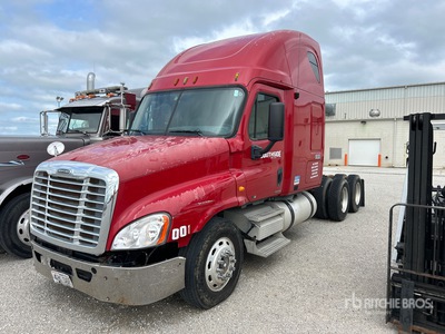 2011 Freightliner Cascadia 125 6x4 Tracteur Routier Couchette