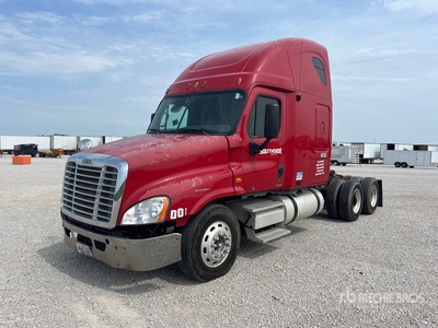 2011 Freightliner Cascadia 125 6x4 T/A Sleeper Truck Tractor