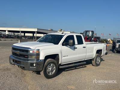 2015 Chevrolet 2500HD Z71 4x2 Crew Cab Ophalen