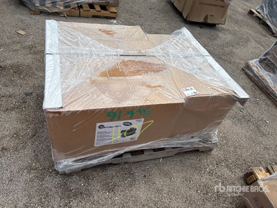 Quantity of (3) Mr. Heater 80,000 BTU Portable Forced Air Kerosene Heater Calefactor de espacio