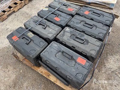 Quantity of (8) Ryobi 18 in Tronçonneuse