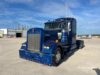 2005 Kenworth W900 6x4 T/A Sleeper Truck Tractor