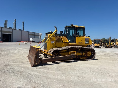 2023 Komatsu D65PX-18 Apripista cingolato