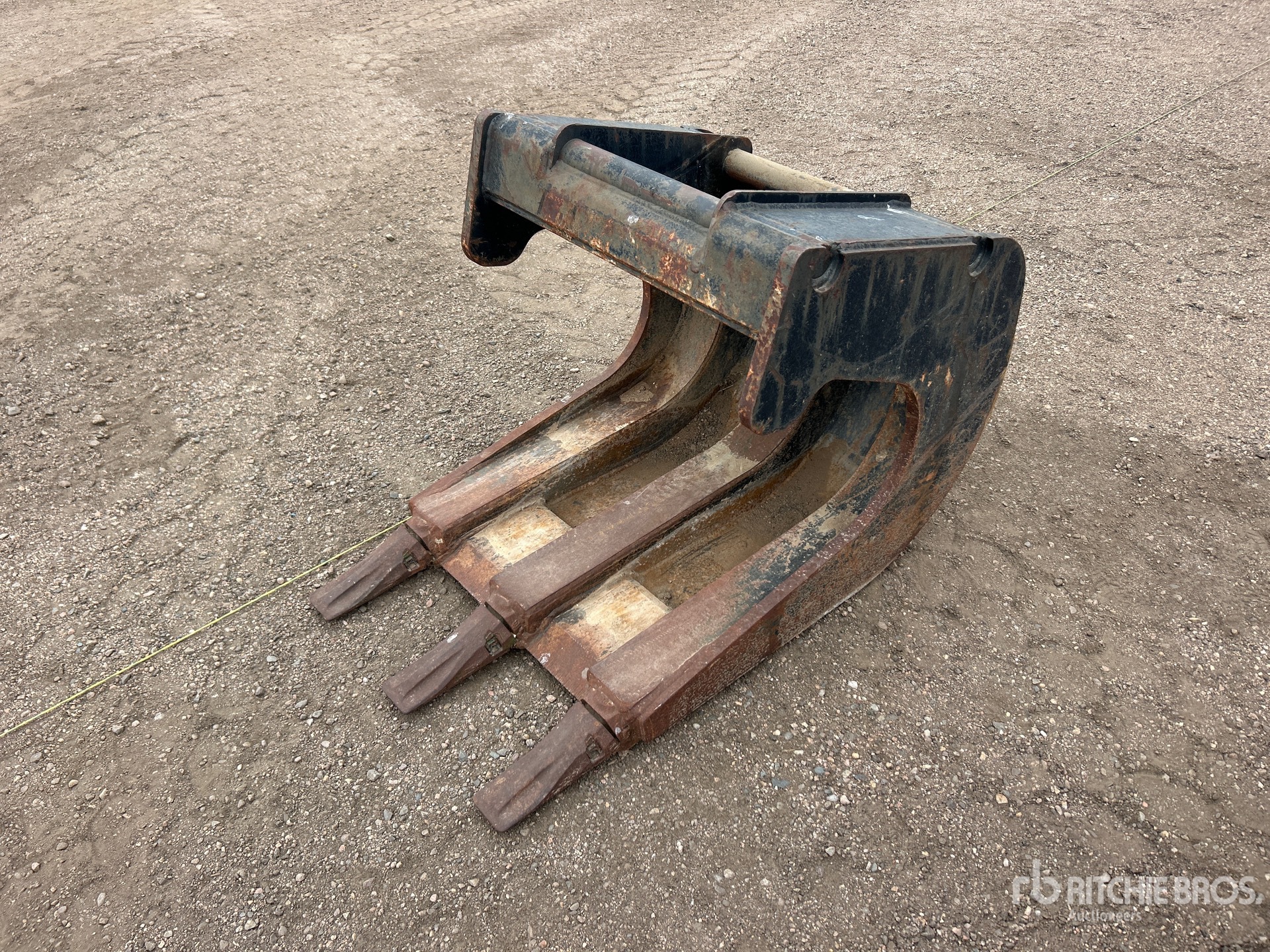 Esco 30 in Excavator Bucket