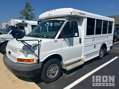 2010 Chevrolet Express 4x2 14-Seat Mini Bus