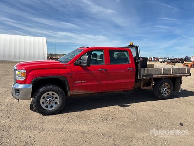 2018 GMC Sierra 3500HD 4x4 Crew Cab Flatbed Truck