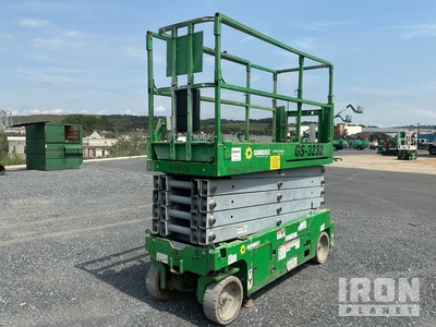 2016 Genie GS-3232 Electric Scissor Lift