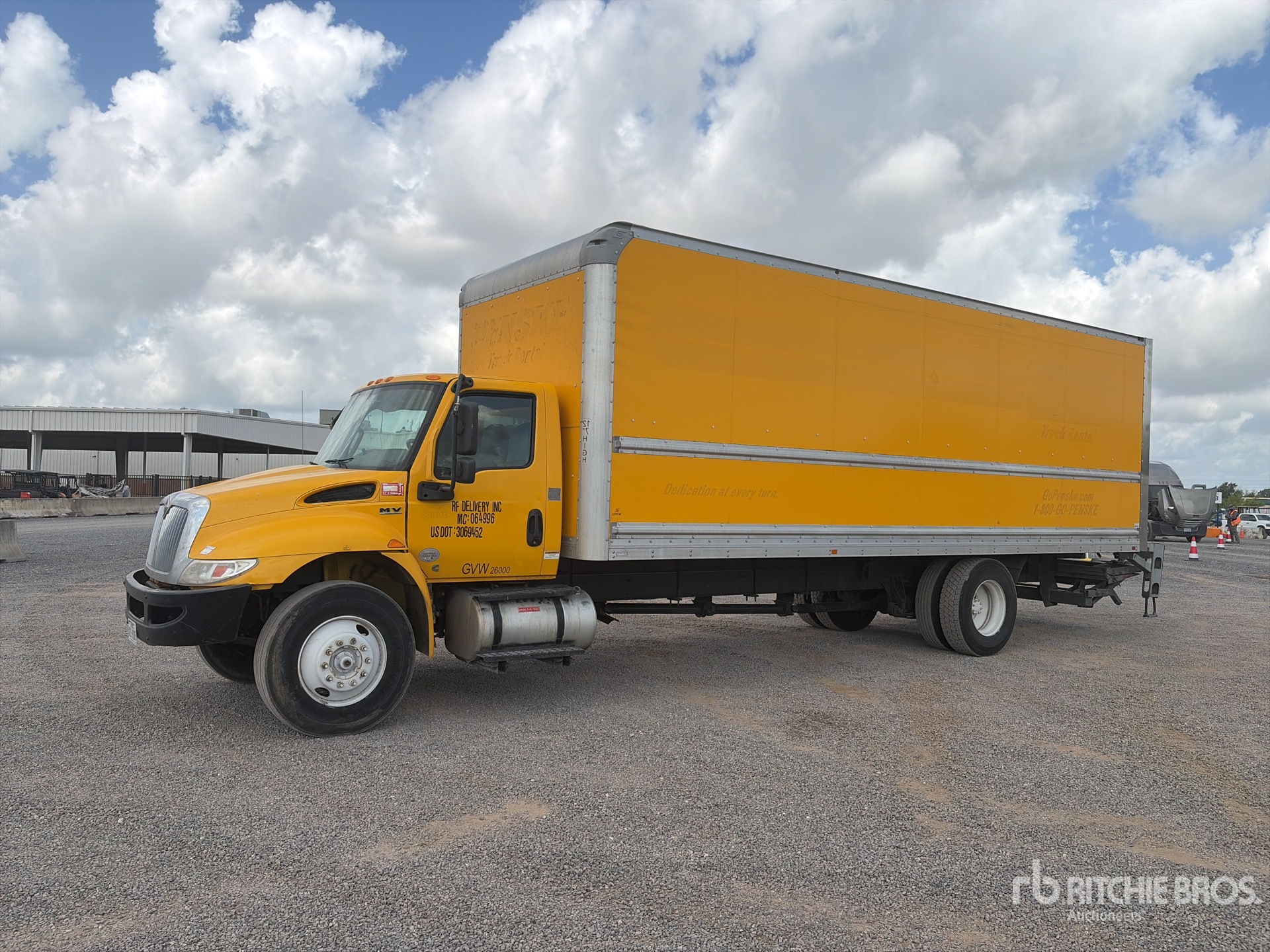 2020 International MV607 4x2 Van Truck