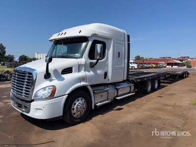 2020 Freightliner Cascadia 113 6x4 Sleeper Camion transporteur de Voitures