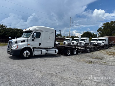 2020 Freightliner Cascadia 113 6x4 Sleeper Ciężarówka do przewozu samochodów