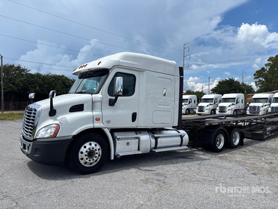 2020 Freightliner Cascadia 113 6x4 Sleeper Camion transporteur de Voitures