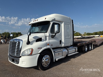 2020 Freightliner Cascadia 113 6x4 Sleeper Car Carrier Truck