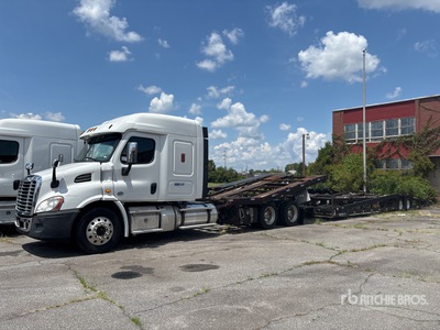 2019 Freightliner Cascadia 113 6x4 Sleeper Car Carrier Truck