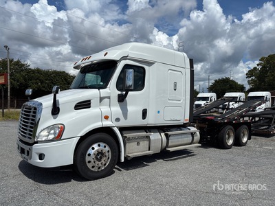 2020 Freightliner Cascadia 113 6x4 Sleeper Camion transporteur de Voitures