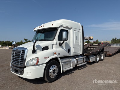 2019 Freightliner Cascadia 113 6x4 Camion transporteur de Voitures