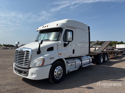2020 Freightliner Cascadia 113 6x4 Camion transporteur de Voitures