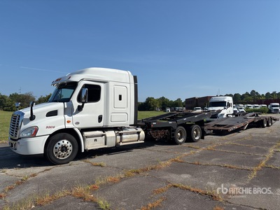 2019 Freightliner Cascadia 113 6x4 Sleeper Car Carrier Truck