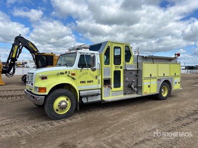 2000 International 4900 4x2 Fire Truck