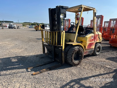 Hyster H80XM 7750 lb Pneumatic Tire フォークリフト