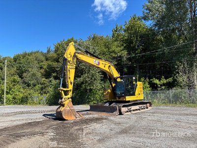 2022 Cat 325 Tracked Excavator