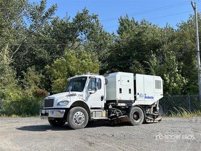 2019 Freightliner M2 106 Sweeper Truck