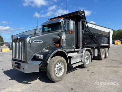 2022 Kenworth T800 8x4 Twin-Steer T/A Dump Truck