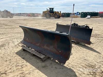 Bobcat 84 in Skid Steer Dozer