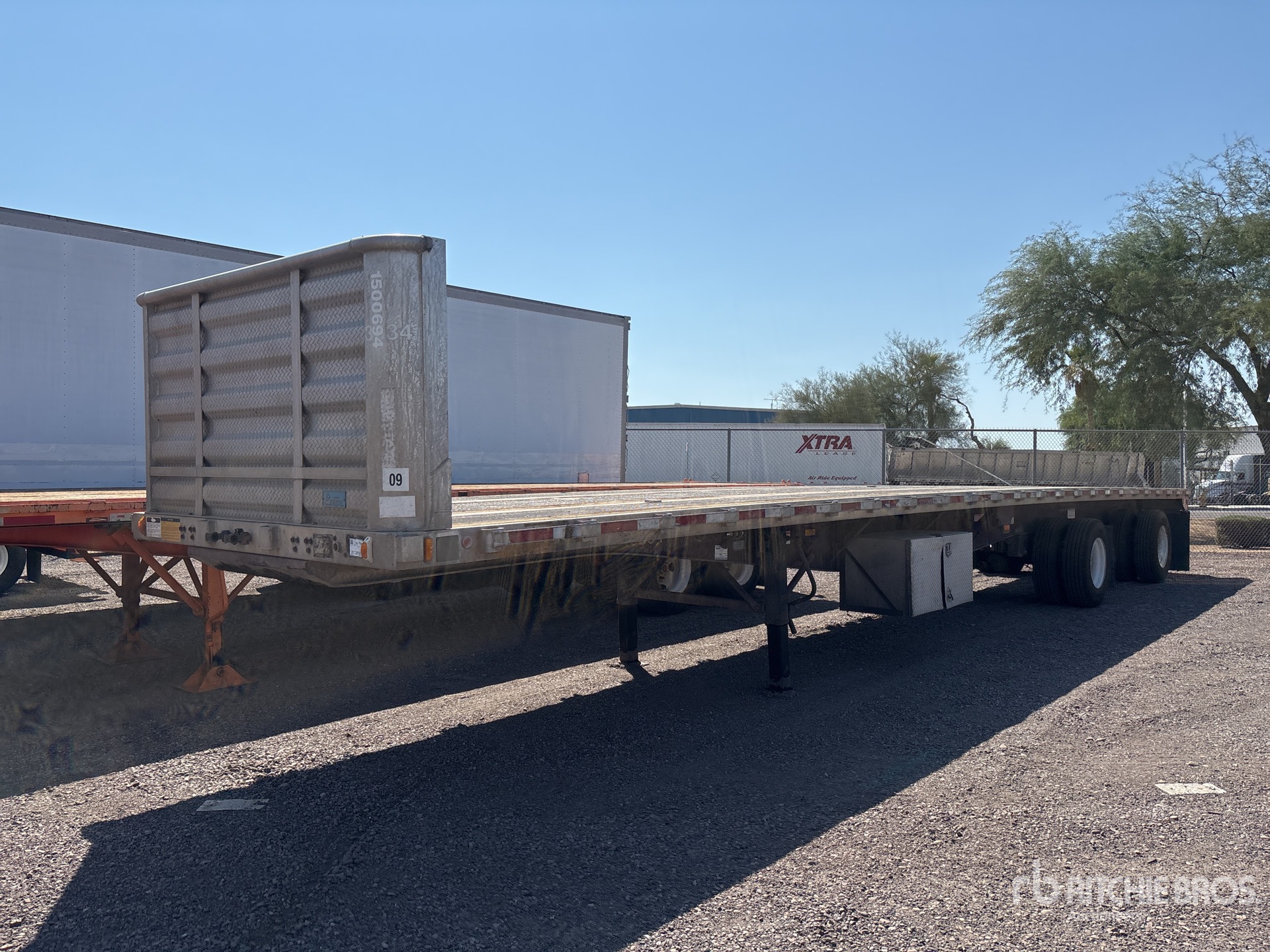 2000 Fruehauf 48 ft T/A Flatbed Trailer