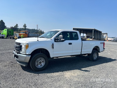 2017 Ford F-250 XL 4x4 Extended Cab Pickup