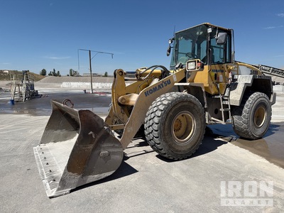 2006 Komatsu WA320-5 جرافة
