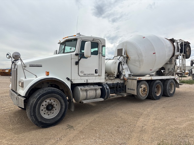 2014 Kenworth W900 10x4 Mixer Truck