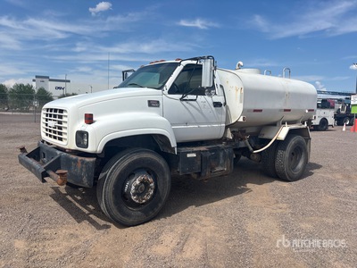 2001 GMC C7500 2000 gal 4x2 Ciężarówka na wodę