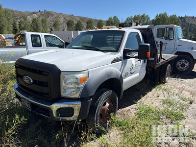 2011 Ford F-550 XL 4x4 Flatbed Truck