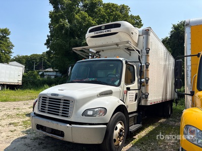 2020 Freightliner M2 106 4x2 Ciężarówka chłodnia (Inoperable)