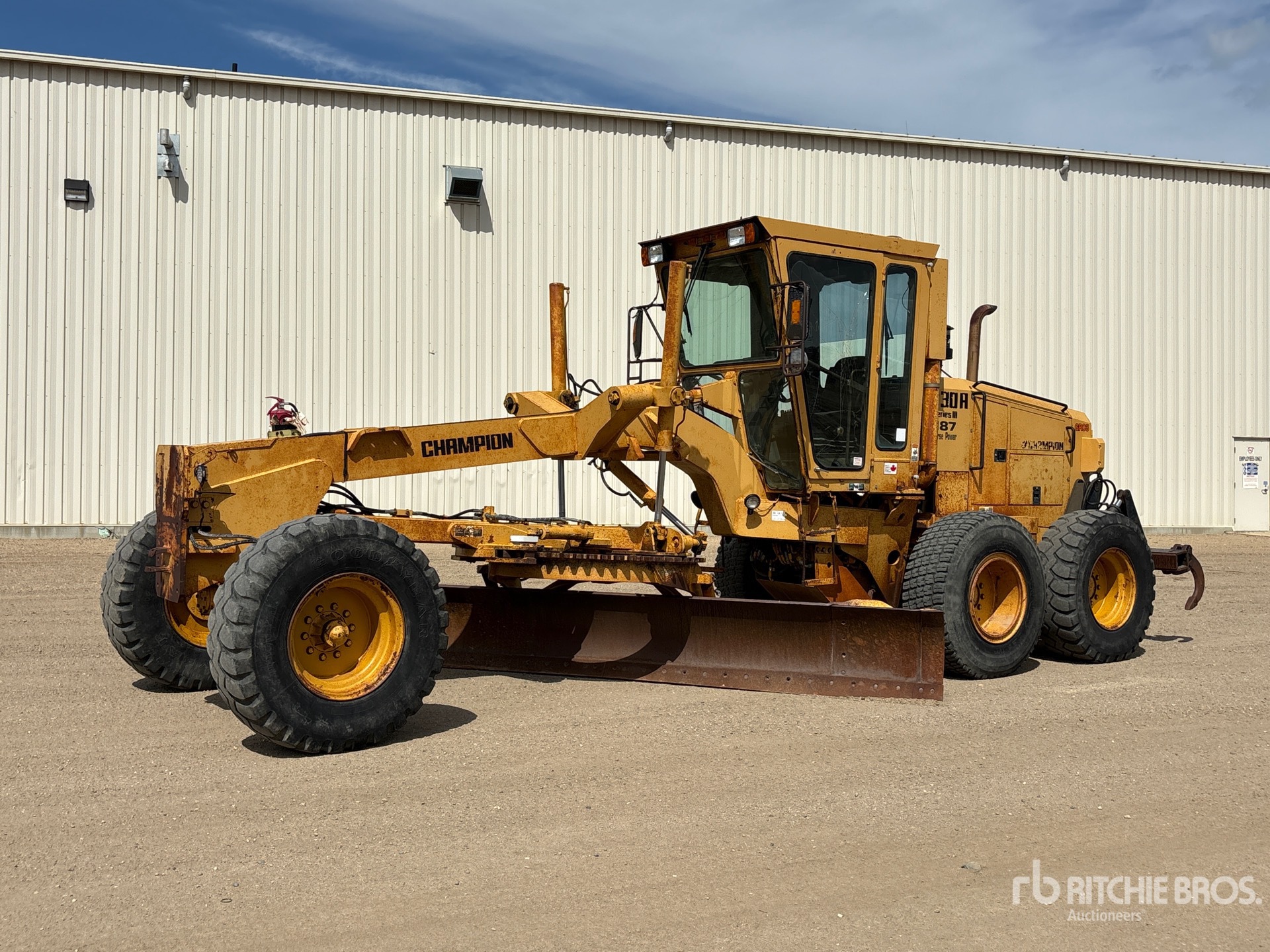 Champion 730A Motor Grader