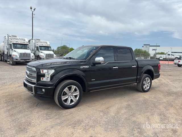 2016 Ford F-150 Platinum 4x4 Crew Cab Pickup