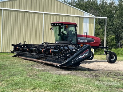 2010 Westward M100 35 ft Swather Windrower
