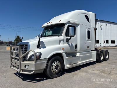 2017 Freightliner Cascadia 125 6x4 3- Achs Sattelzugmaschine mit Schlafkabine